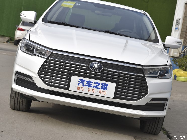 BYD Qin New Energy 2021 Travel Standard Edition