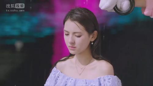Video screenshot: Yuxi Zhang starred in the online drama "Dear, Princess Disease"